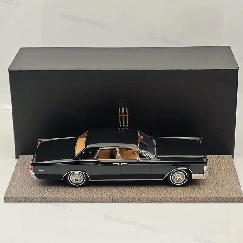 1/18 Continental Sedan 1968 Resin Model Car Limited Collection Black