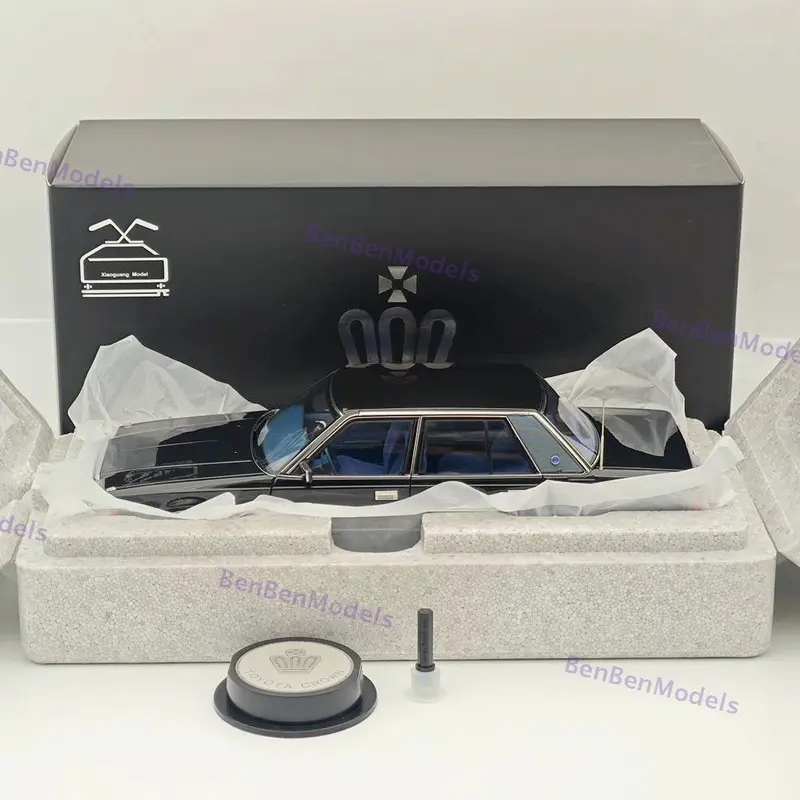1/18 Crown Seventh Generation MS122 Black / Blue Interior Diecast