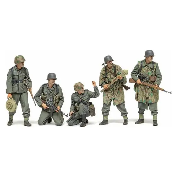 1/35 German Infantry Model Set (Late WWII) Plastic Model Kit (TAM35382)