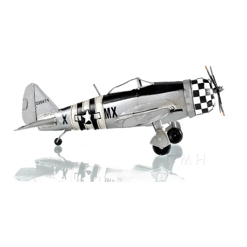 1943 Republic P-47 Bomber-Fighter