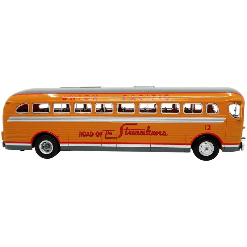 1948 GM PD-4151 Silversides Coach Bus "Union Pacific