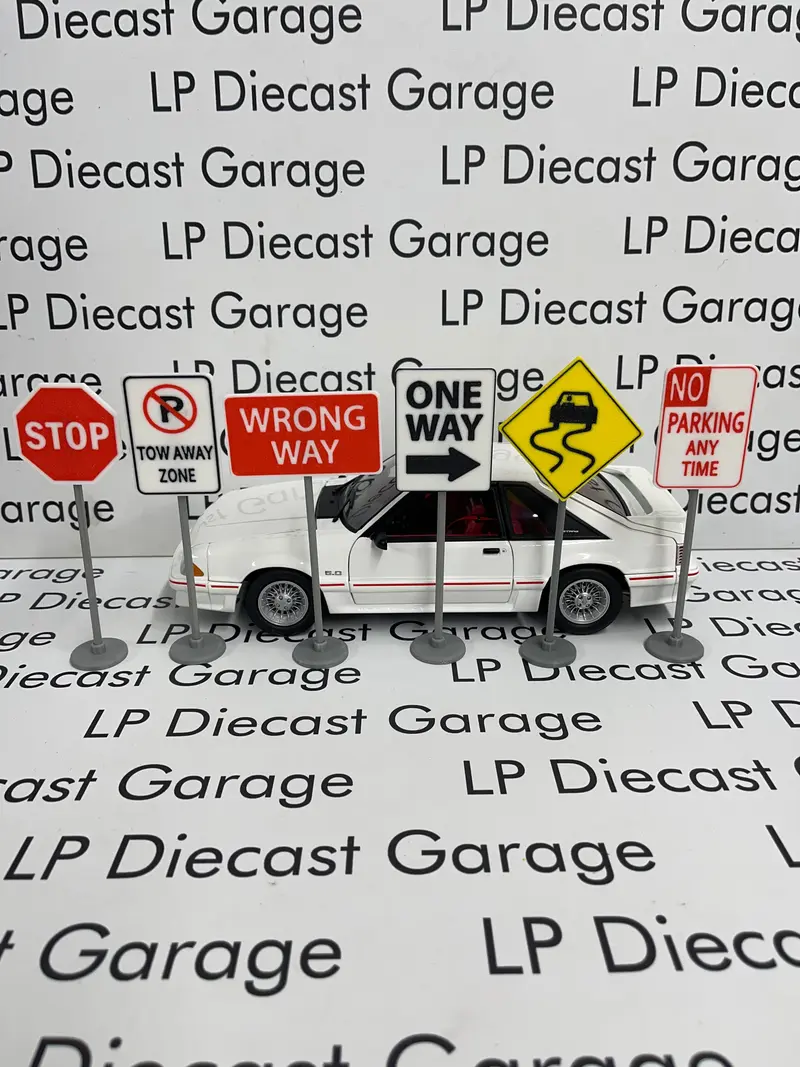3D Printed Customs Set of 6 Road Signs for 1
