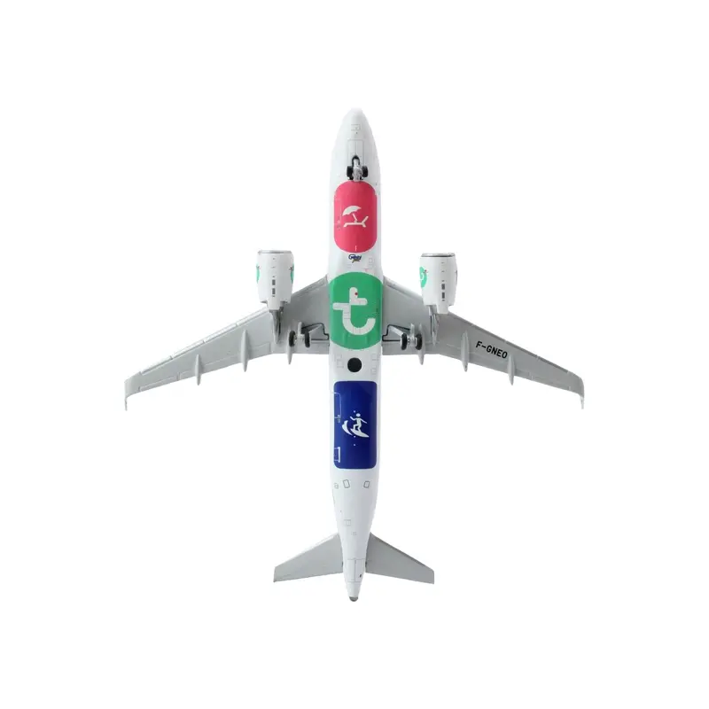 Airbus A320neo Commercial Aircraft "Transavia Airlines" (F-GNEO) White with Green Tail 1/400 Diecast Model Airplane by GeminiJets