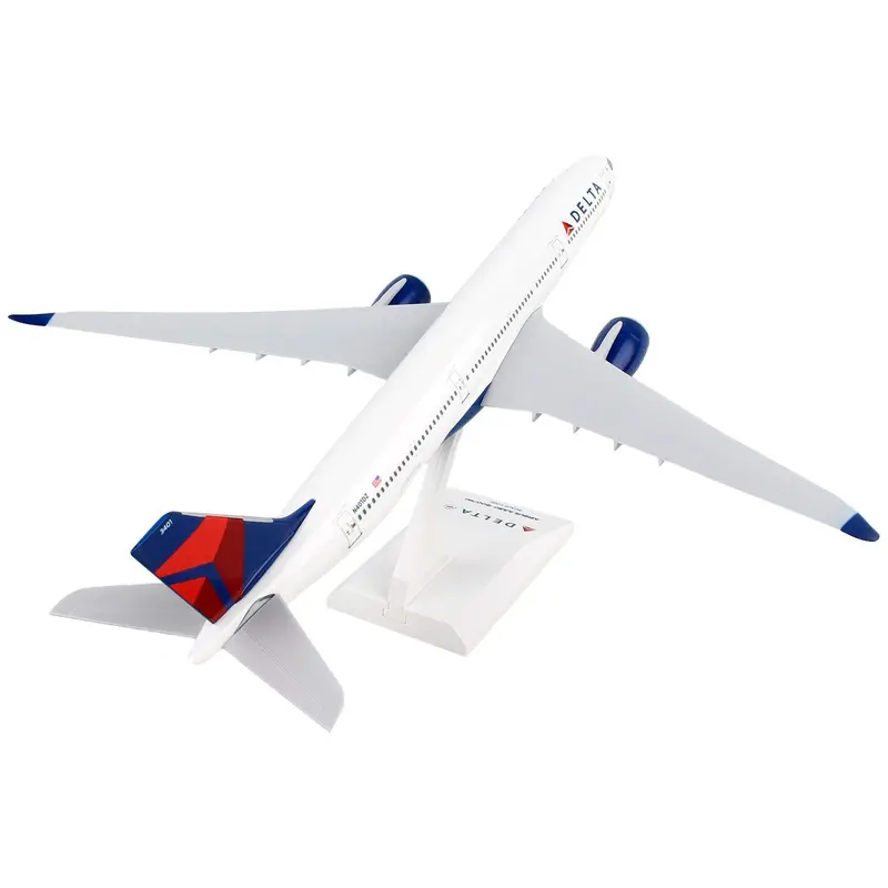Airbus A330-900 Commercial Aircraft with Landing Gear "Delta Air Lines" (N401DZ) White with Blue and Red Tail (Snap-Fit) 1/200 Plastic Model by Skymarks