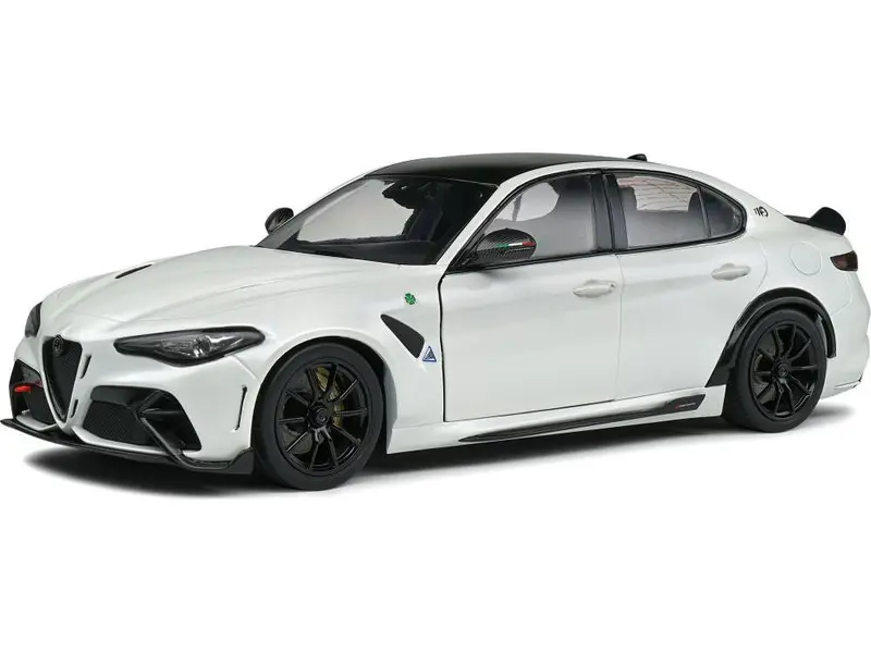 Alfa Romeo Giulia GTA 2022 White 1