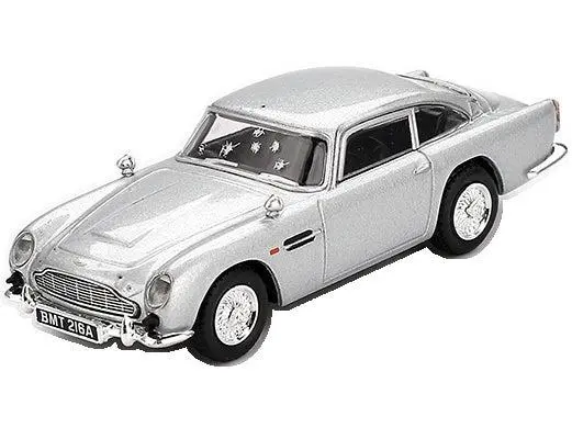 Aston Martin DB5 Skyfall (RHD) Japanese Blister Packaging 1