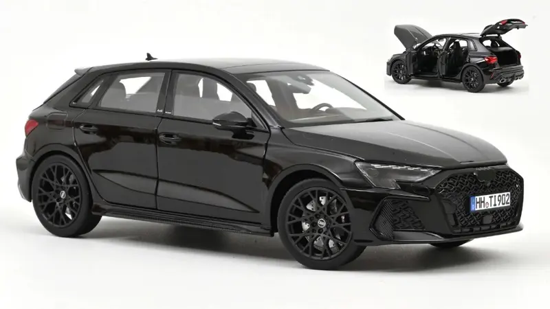 AUDI RS 3 SPORTBACK 2025 MYTH BLACK 1