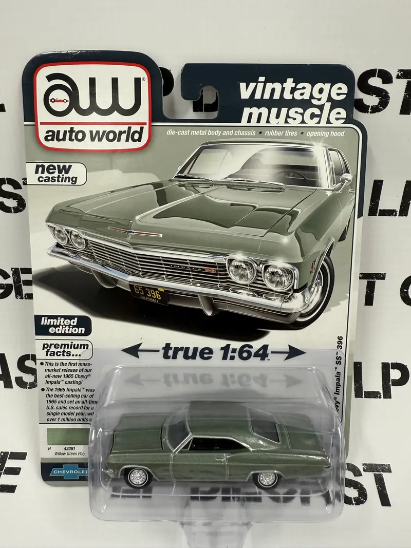 AUTO WORLD 1965 Chevy Impala SS 396 Green 1