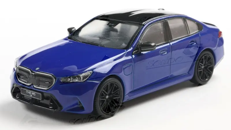 BMW G90 M5 SEDAN 2024 MARINABAY BLUE 1