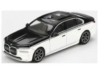 BMW I7 XDRIVE60 Alpine White/Black Sapphire (LHD) 1
