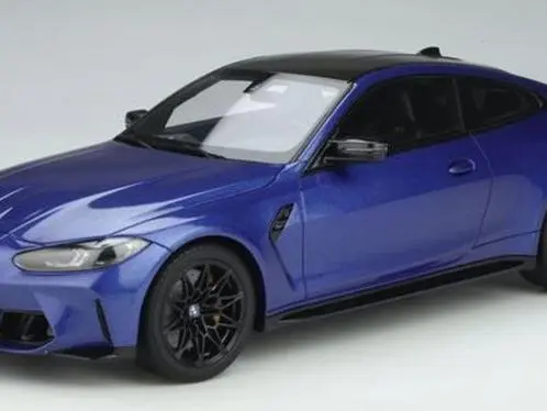 BMW M4 (G82) Competition Portimao Blue Metallic 1