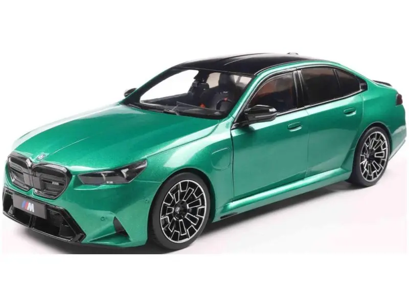 BMW M5 M Isle of Man Green Metallic 2025 1