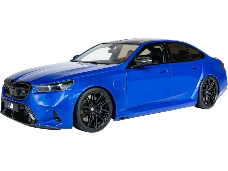 BMW M5 Marina Bay Blue 2025 1