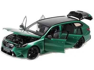 BMW M5 Touring 2024 Green Metallic 1