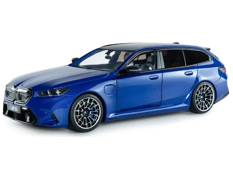 BMW M5 Touring Marina Bay Blue Metallic 2024 1