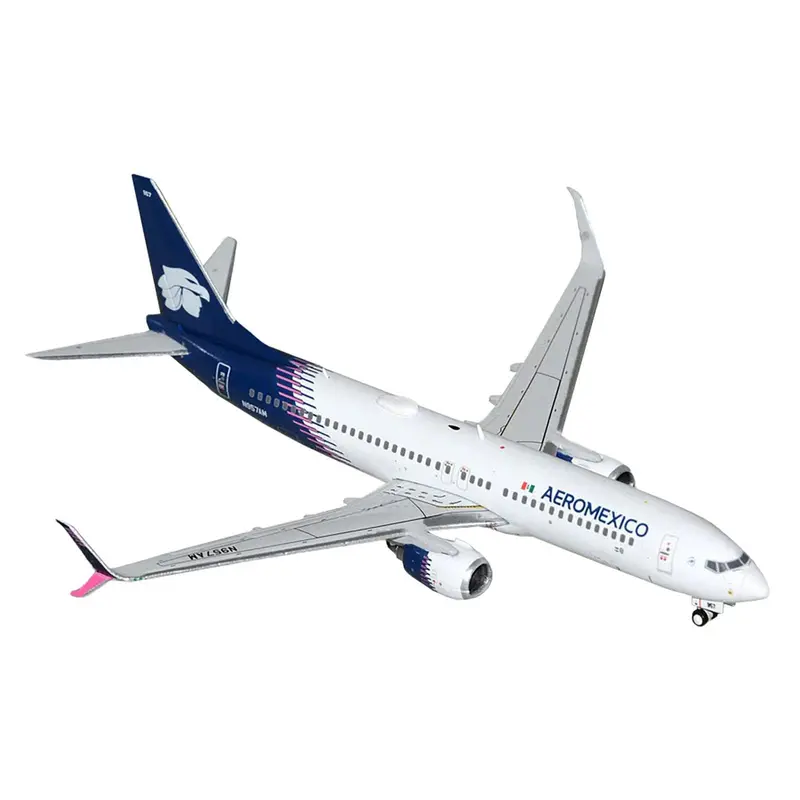 Boeing 737-800 Commercial Aircraft "Aeromexico" (N957AM) White with Blue Tail 1/400 Diecast Model Airplane by GeminiJets