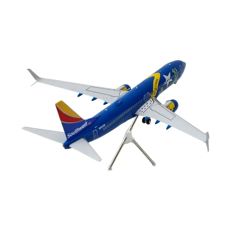 Boeing 737-800 Commercial Aircraft "Southwest Airlines - Nevada One" (N8646B) Blue with Tail Stripes "Gemini 200" Series 1/200 Diecast Model Airplane by GeminiJets