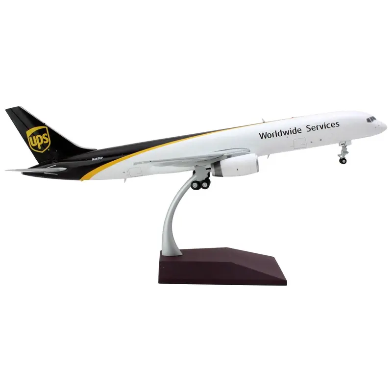 Boeing 757-200 Commercial Aircraft "UPS Worldwide Services" (N465UP) White with Brown Tail "Gemini 200" Series 1/200 Diecast Model Airplane by GeminiJets
