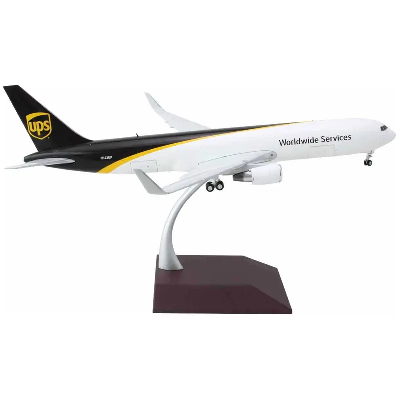 Boeing 767-300F Commercial Aircraft "UPS Worldwide Services" (N323UP) White with Brown Tail "Gemini 200 - Interactive Series" 1/200 Diecast Model Airplane by GeminiJets