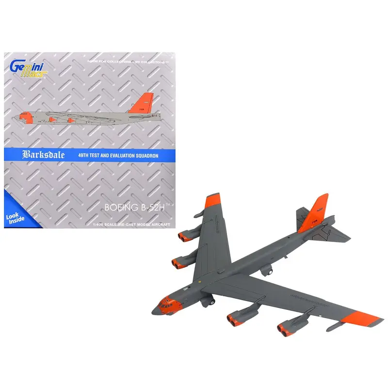 Boeing B-52 Stratofortress Bomber Aircraft "Barksdale AFB 49th Test and Evaluation Squadron" (61-0028) United States Air Force "Gemini Macs" Series 1/400 Diecast Model Airplane by GeminiJets