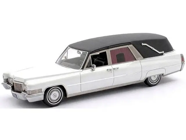 Cadillac Superior Funeral Car 1970 White 1