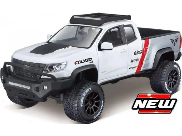 Chevrolet  Colorado ZR2 2017 White Metal Kit 1