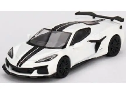 Chevrolet Corvette Z06 2023 Arctic White (LHD) 1