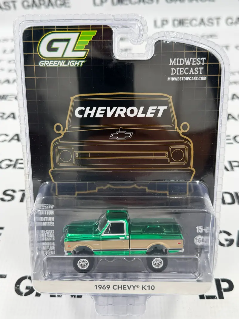 CHROME CHASE GREENLIGHT 1969 Chevy K10 Lifted Green 1
