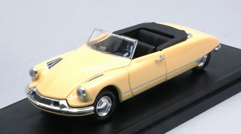 CITROEN DS 19 CABRIO 1961 YELLOW 1