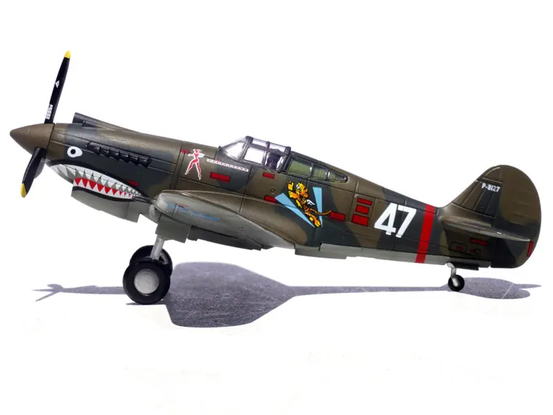 Curtiss P-40B/C Warhawk Fighter Aircraft "White 47 Robert T. Smith 3rd Squadron Hell's Angels Chinese Air Force Burma" (1942) 1st American Volunteer Group 1/72 Diecast Model Airplane by Legion