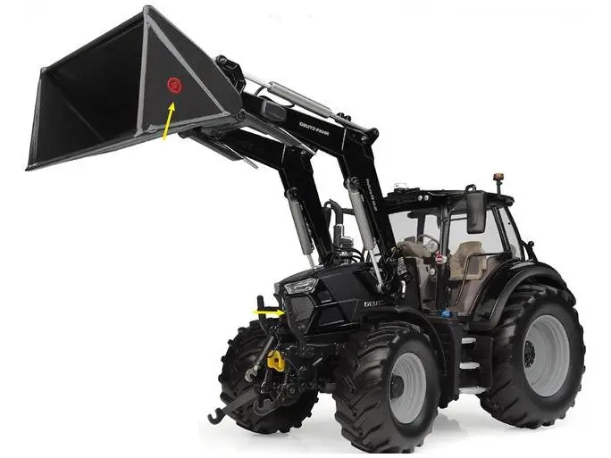 Deutz-Fahr 6150.4 TTV Warrior Tractor Gloss Black w/Stoll FZ 43-27 Front Loader 1