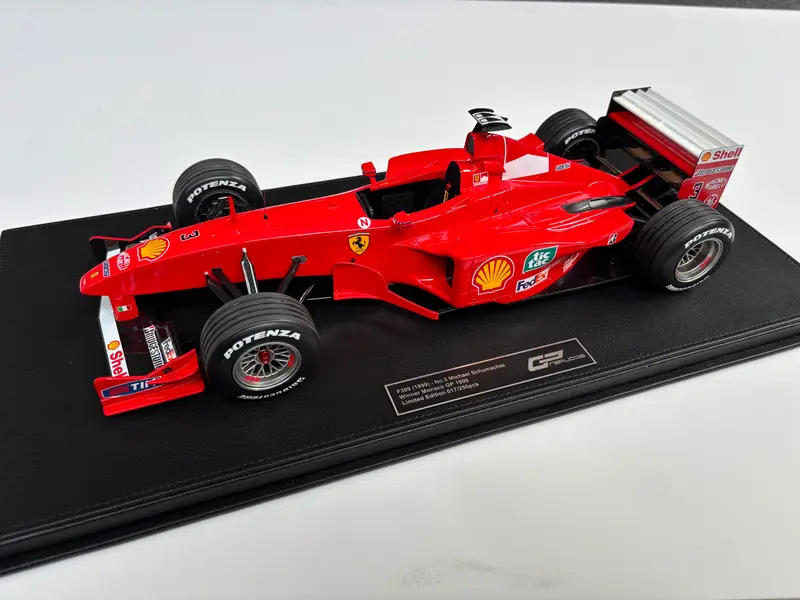 Ferrari - F399 n°3 (1999) 1