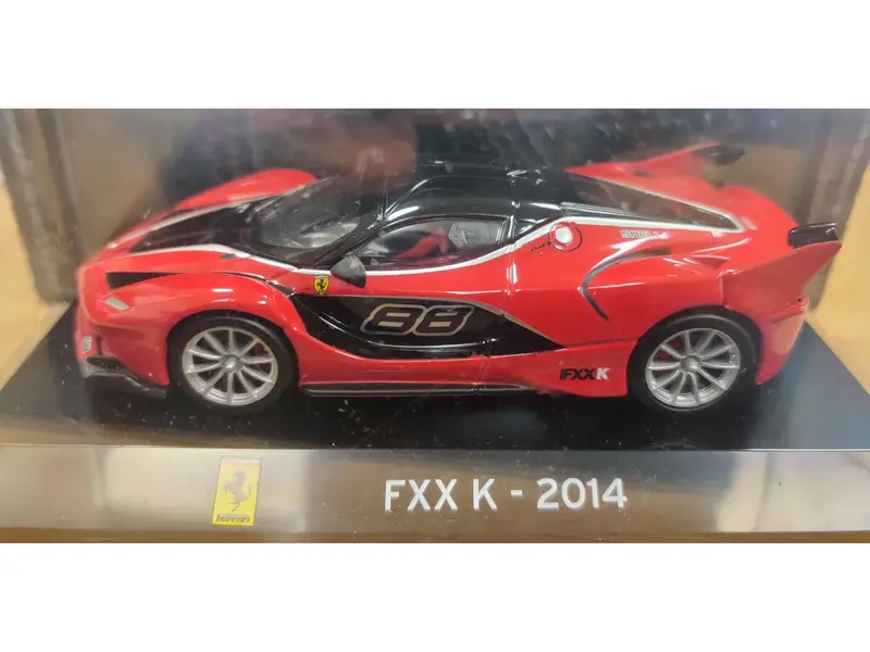 Ferrari FXX K 2014 #88 Red / Black 1