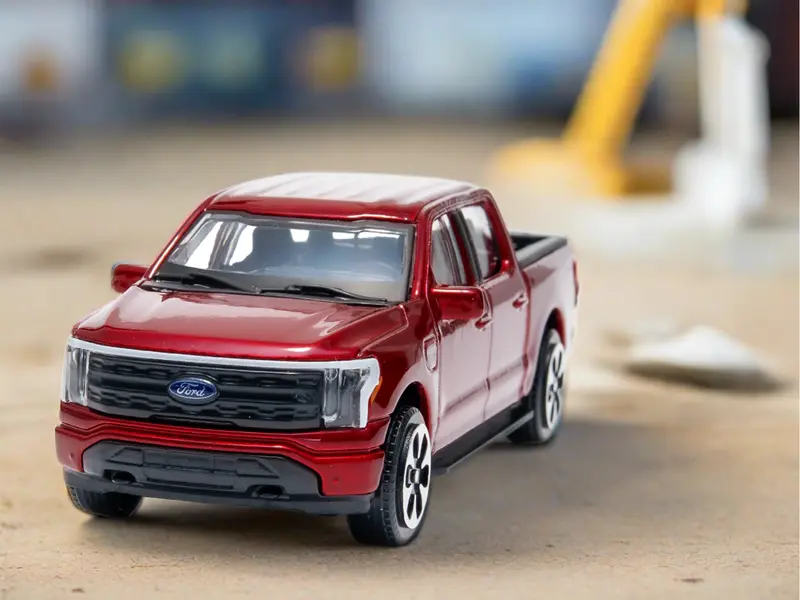 Ford F-150 Lightning 2022 red 1