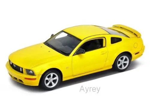 Ford Mustang GT 2005 Yellow 1