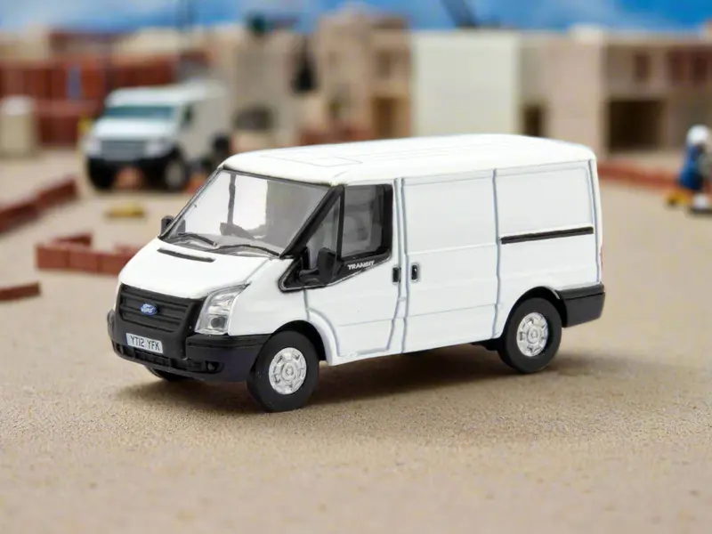 Ford Transit Mk5 SWB Low Roof white 1