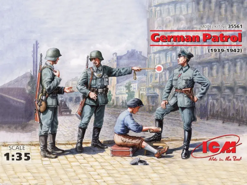 GERMAN PATROL 1939-1942 1 OFFICER + 2 SOLDIERS + 1 CIVILIAN KIT 1