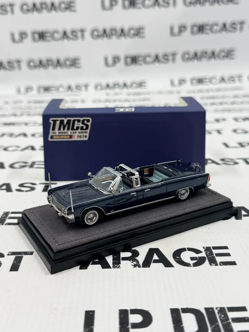 GOC 1961 Lincoln Continental X100 Kennedy Limousine Blue 1
