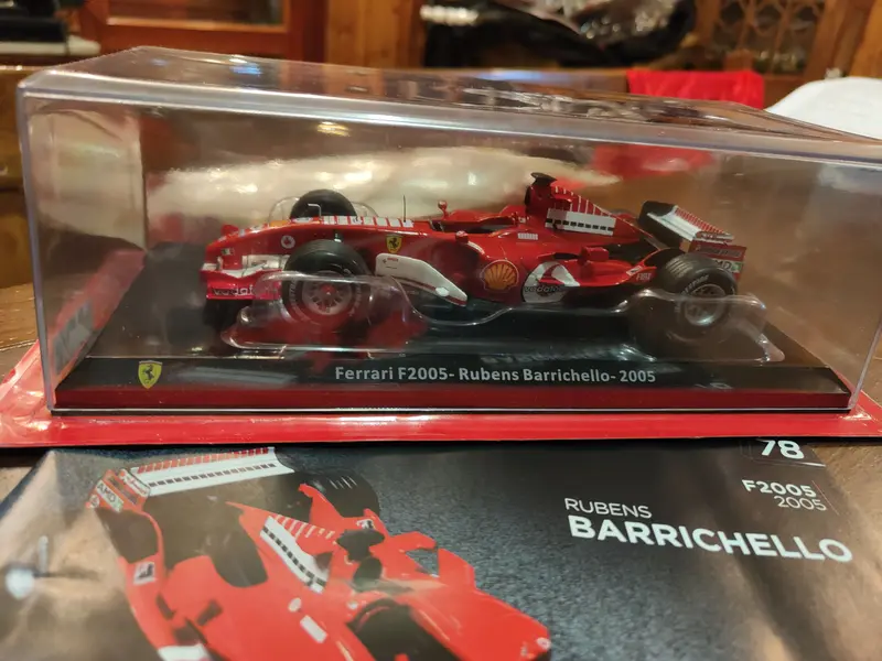 Grandi Ferrari. Ferrari f2005 di Rubens Barrichello del 2005 nuova formato 1