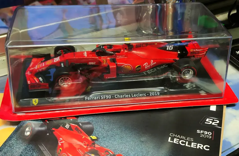 Grandi Ferrari SF 90 di Charles Leclerc del 2019  nuova