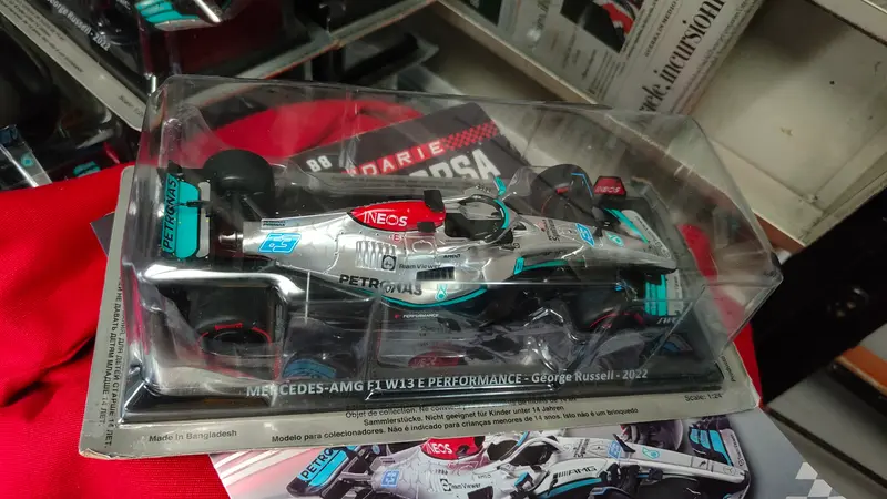 Grandi Formula 1 . Mercedes  AMG W13 di George Russell ...2022. Nuova