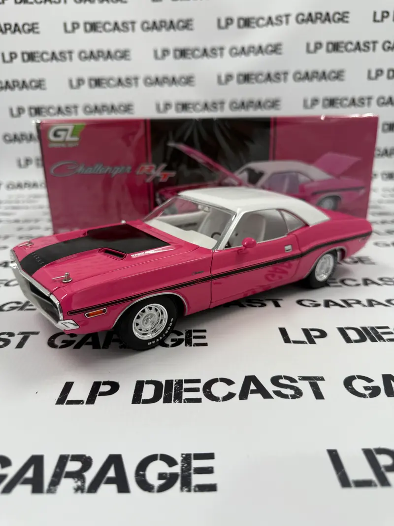 GREENLIGHT 1970 Dodge Challenger R/T Panther Pink 1