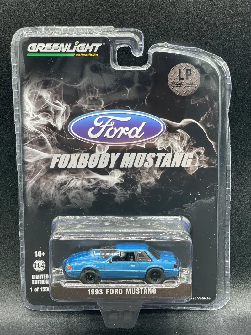 GREENLIGHT 1993 Ford Mustang 5.0 LX Coupe Bimini Blue LP 1