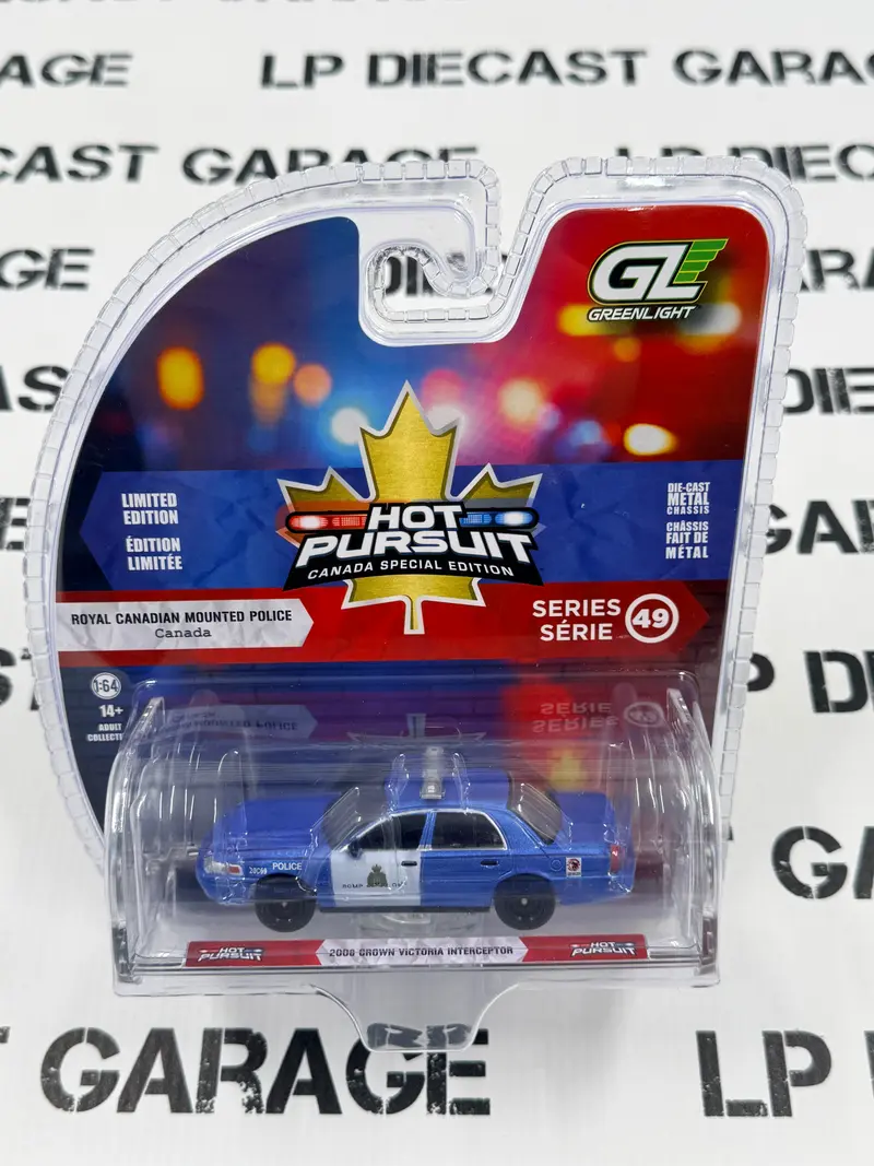 GREENLIGHT 2008 Ford Crown Victoria Royal Canadian Mounted Police 1
