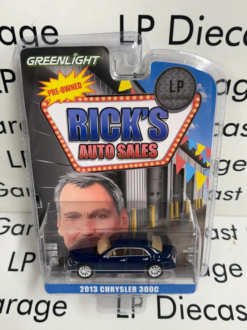 GREENLIGHT 2013 Chrysler 300C Blue LP Exclusive 1