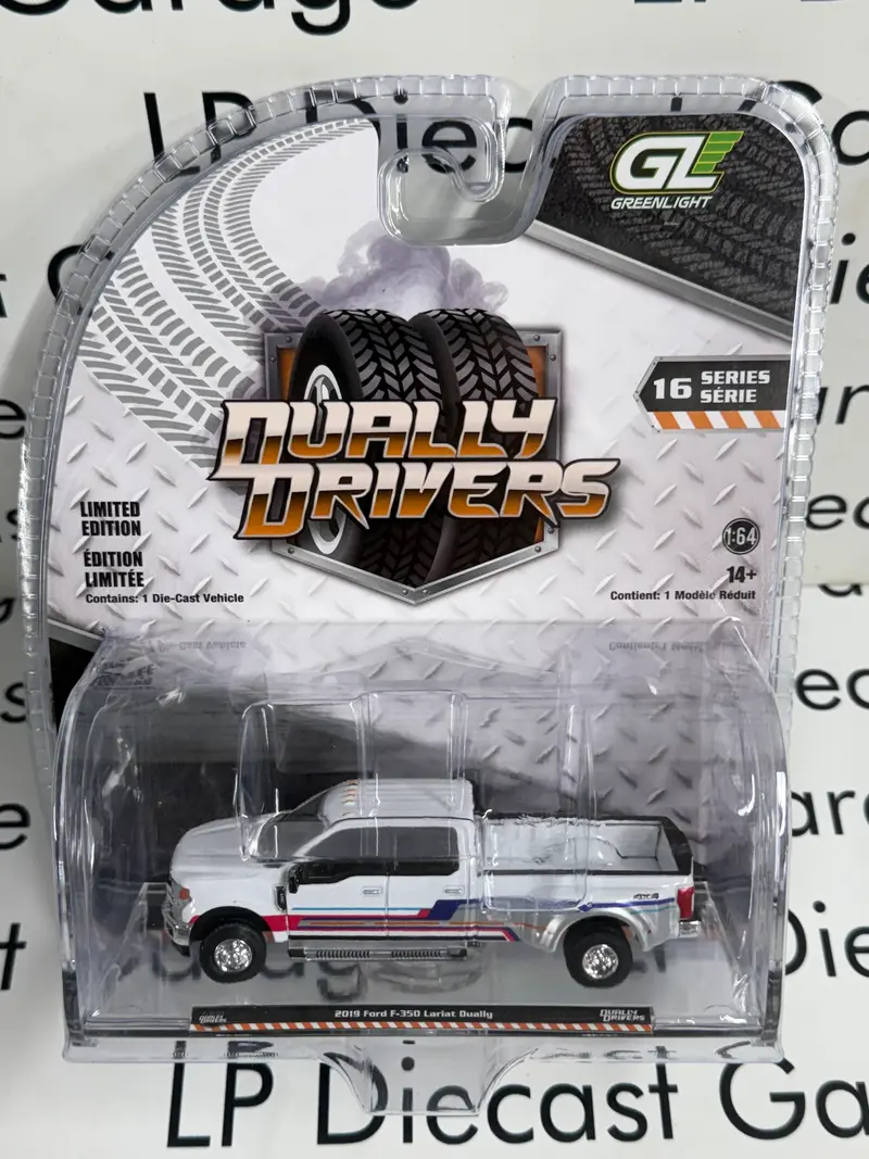 GREENLIGHT 2019 Ford F-350 Lariat White w/ Decals 1