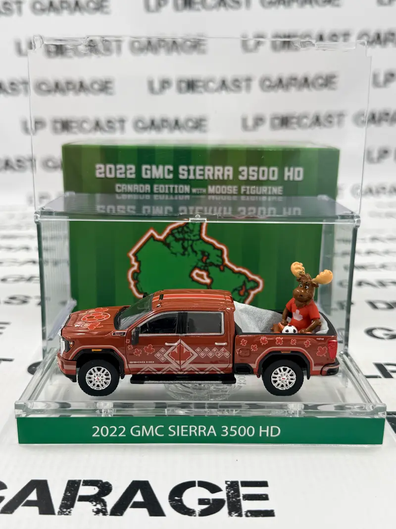 GREENLIGHT 2022 GMC Sierra 3500 Canada Edition International Soccer 1