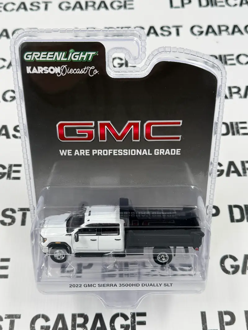 GREENLIGHT 2022 GMC Sierra 3500HD Dump Truck White 1