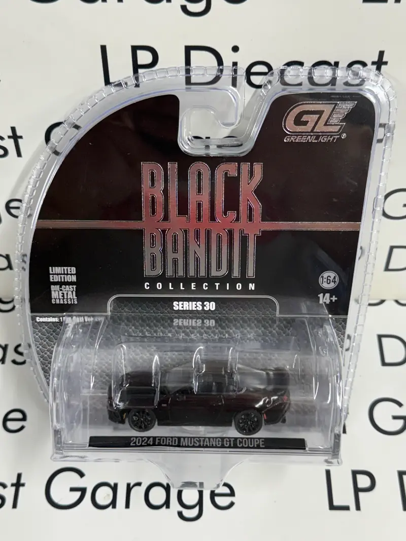 GREENLIGHT 2024 Ford Mustang GT Coupe 1
