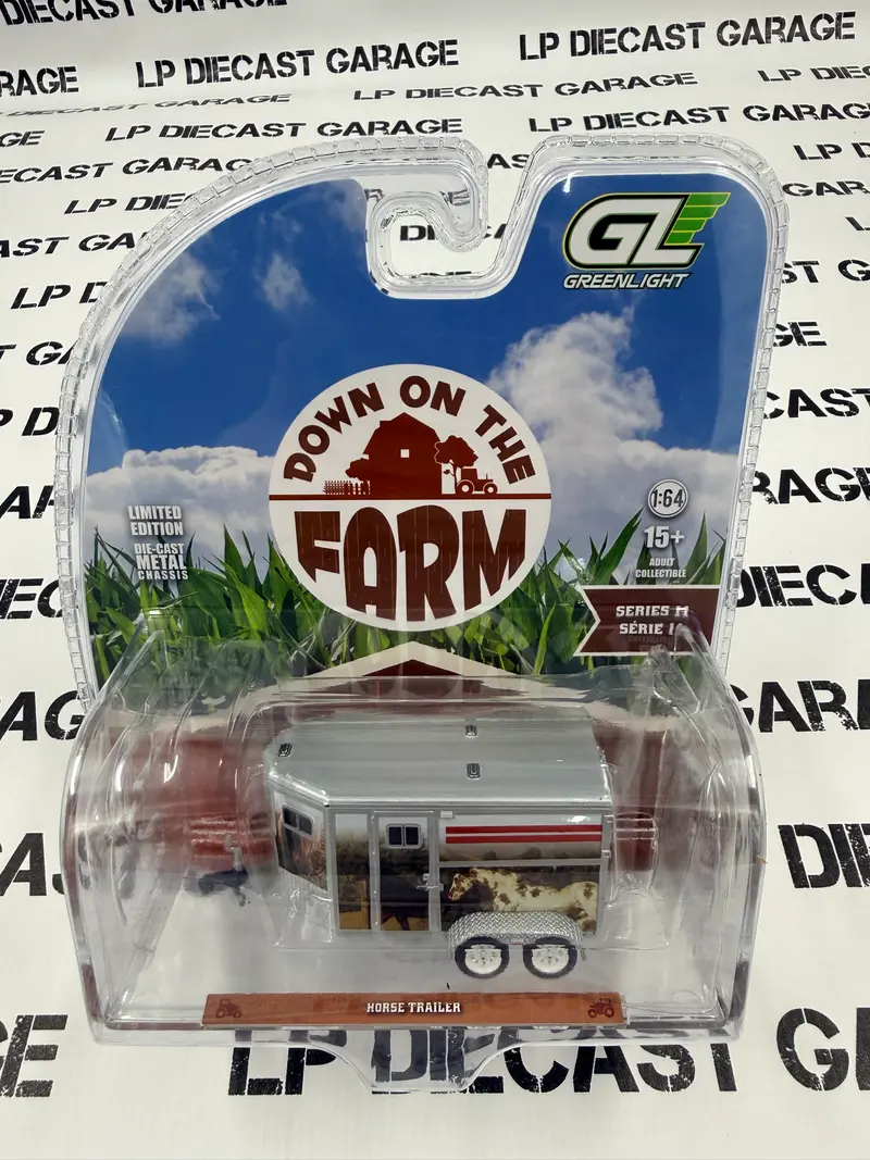 GREENLIGHT Horse Trailer 1